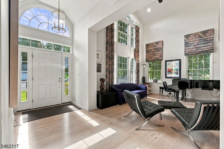 Property Photo:  14 Cobble Ln  NJ 07920 