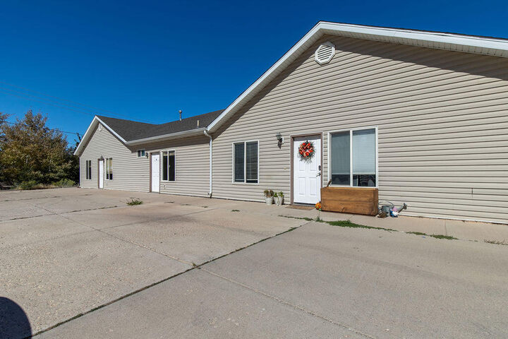 Property Photo: 858 S 170 W Tri-Plex UT 84720