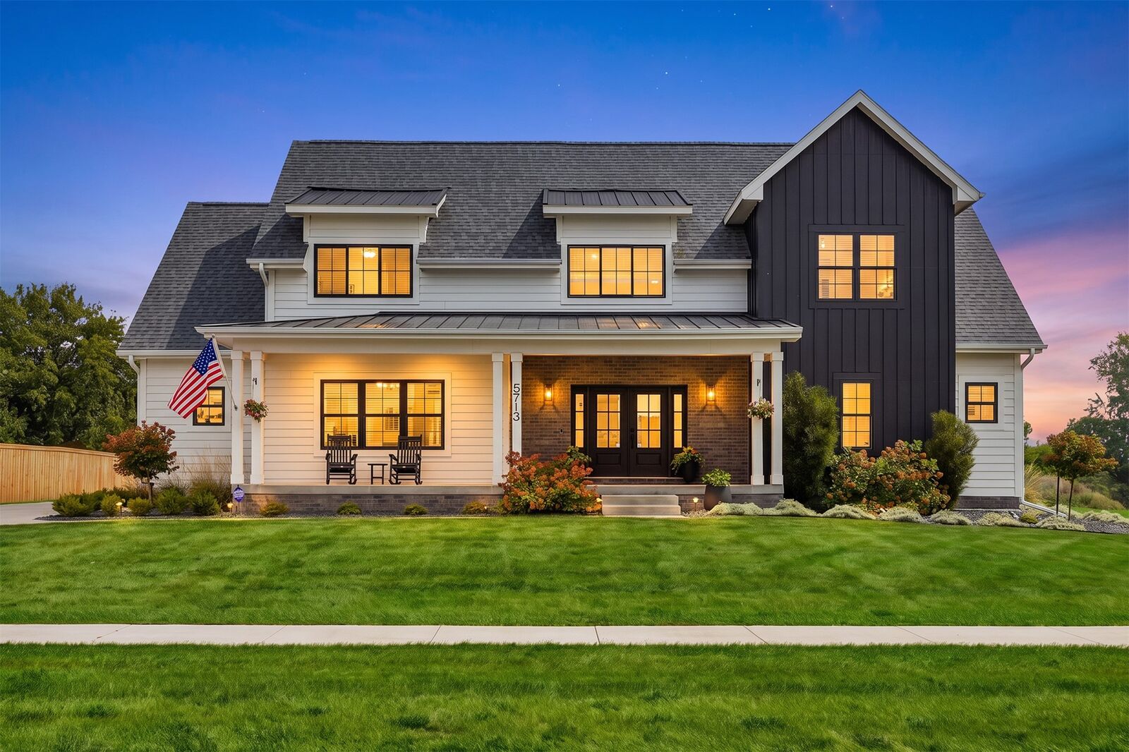 Property Photo: 5713 NE Sherman Court IA 50021