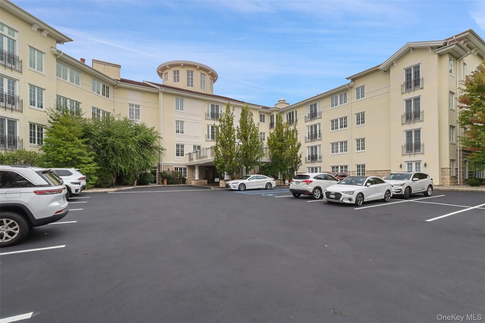 Property Photo:  212 Trump Park  NY 10588 