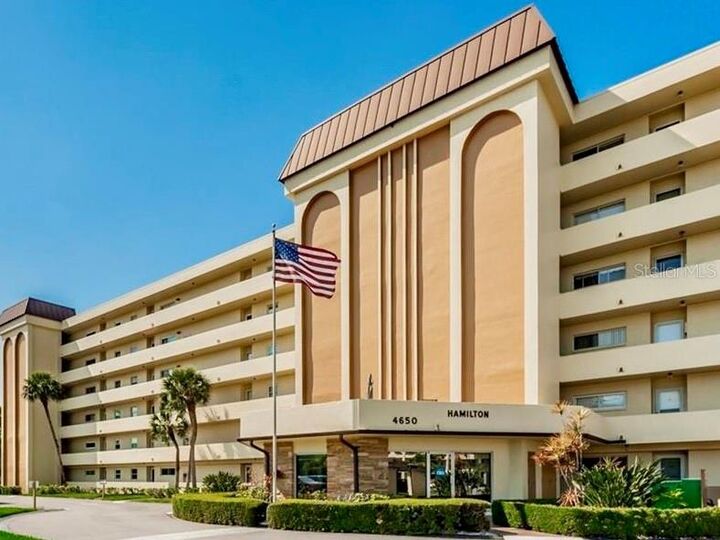 Property Photo:  4650 Cove Circle Unit 311  FL 33708 
