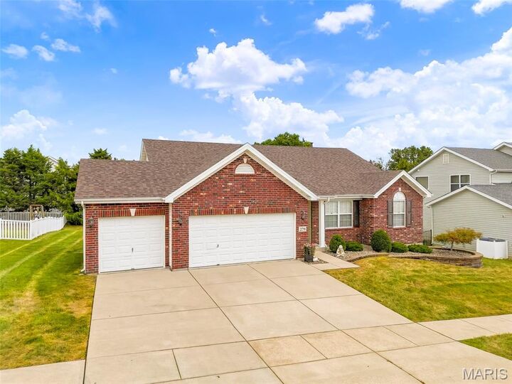 Property Photo: 279 Sonnet Circle MO 63385