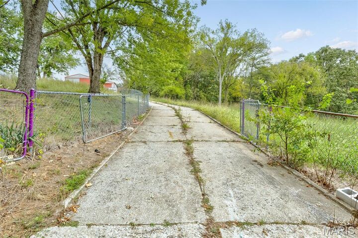 Property Photo: 13942 Springdale Road MO 63020