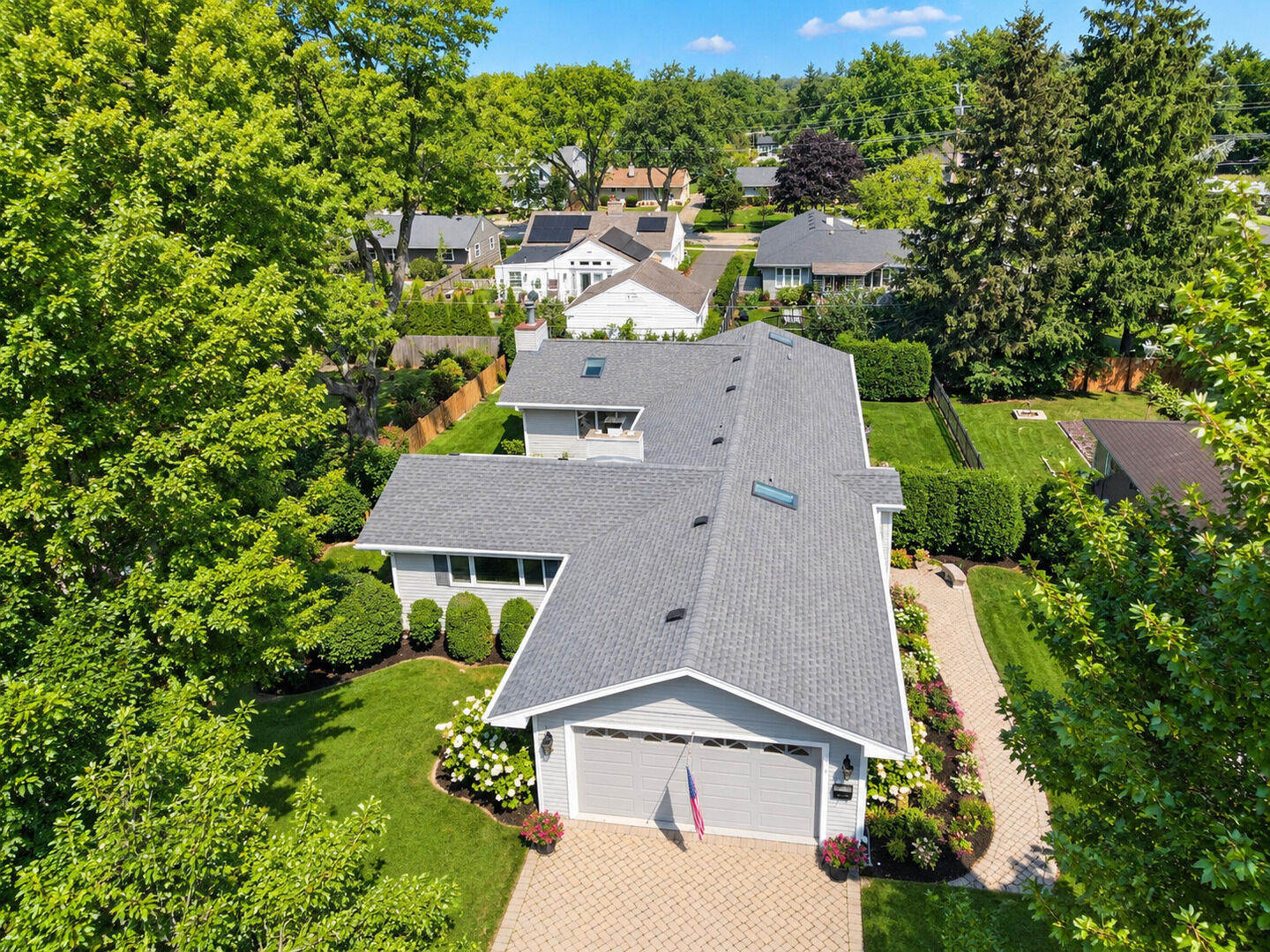 Property Photo:  434 Valencia Avenue E  IL 60010 