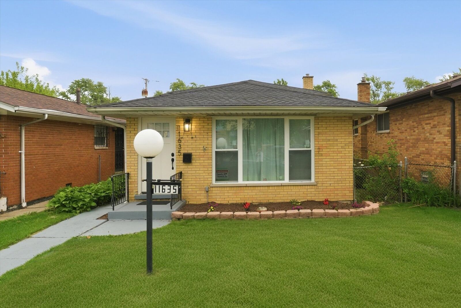 Property Photo: 11635 S Bishop Street IL 60643