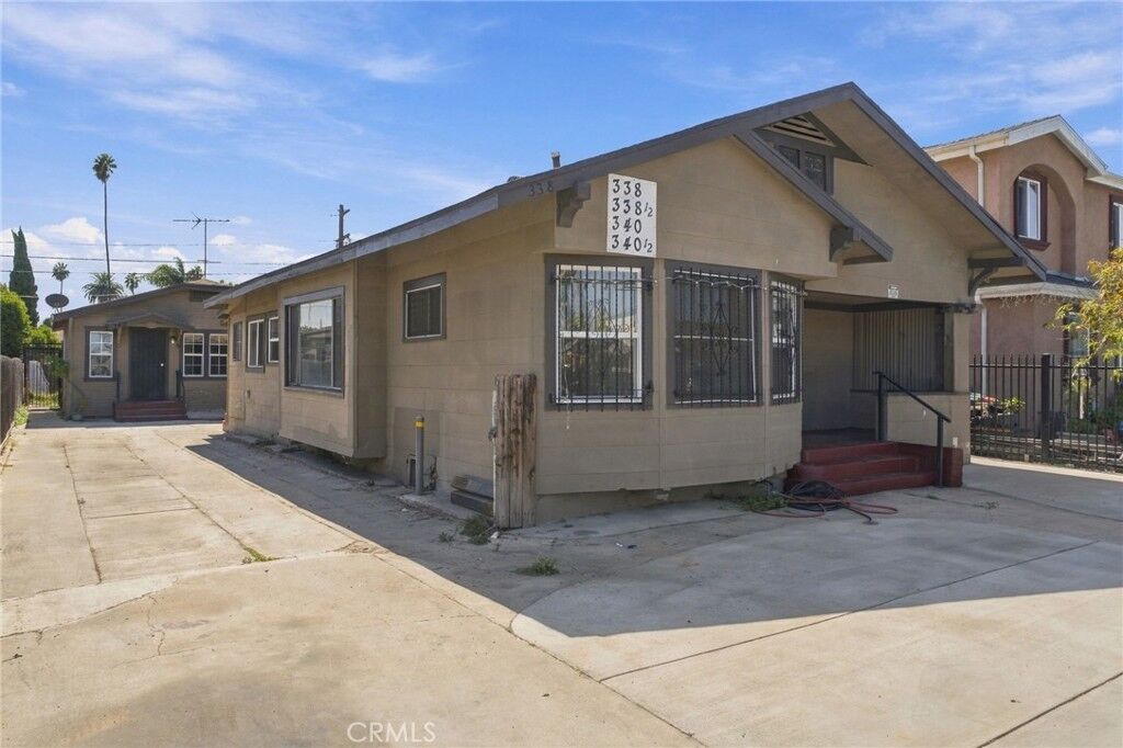 Property Photo:  338 W 74th  CA 90003 