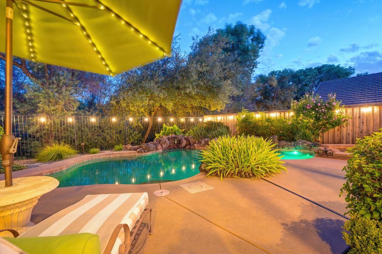 Property Photo: 903 Tanner Court CA 95630