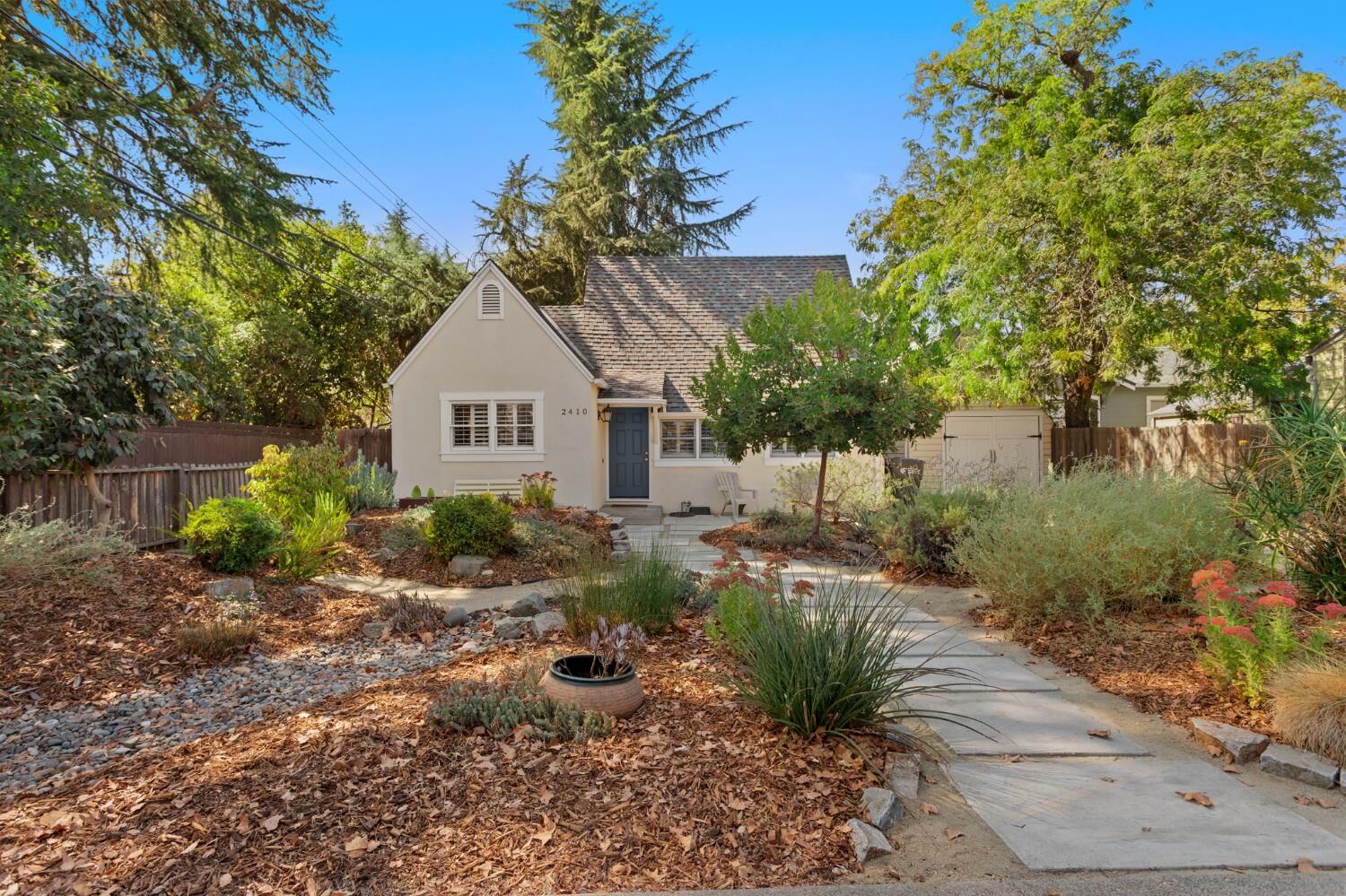 Property Photo:  2410 41st Street  CA 95817 