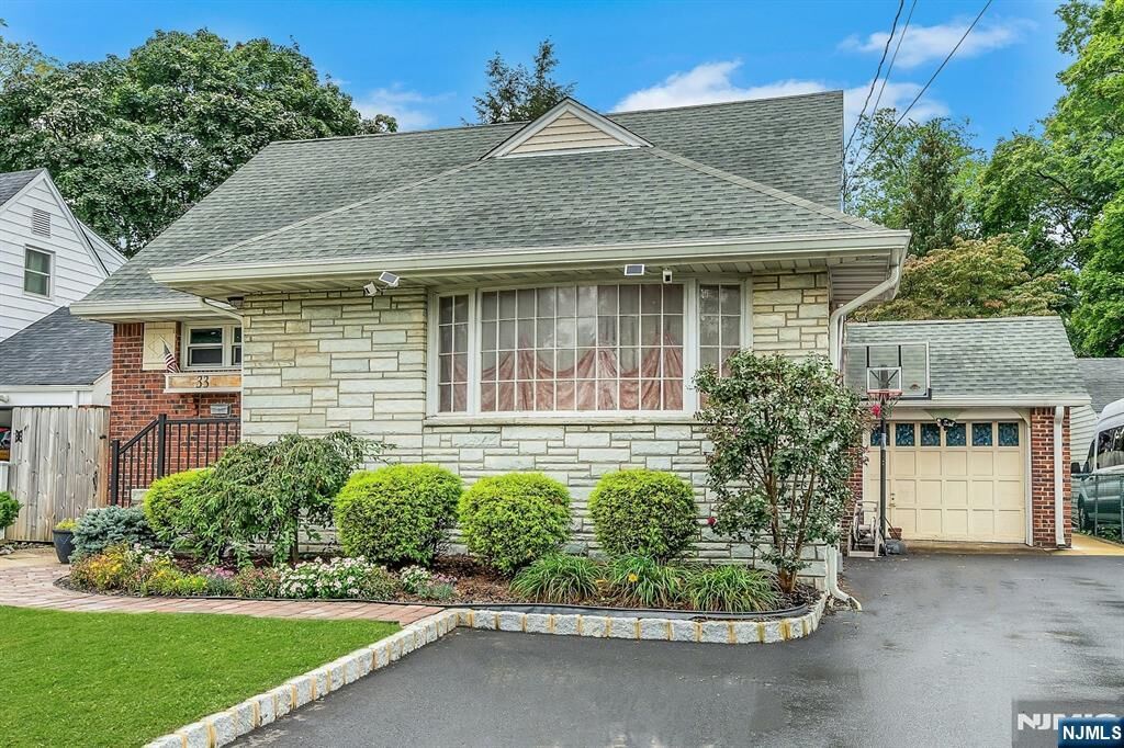 Property Photo:  33 E Passaic Street  NJ 07662 