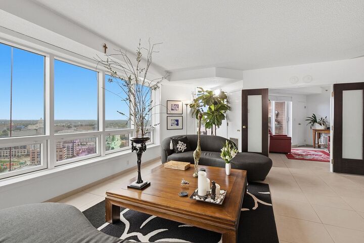 Property Photo: 168 6th Street E 3206 MN 55101