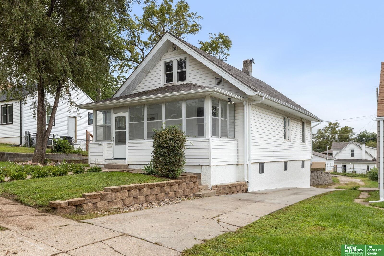 Property Photo: 4537 Charles Street NE 68132