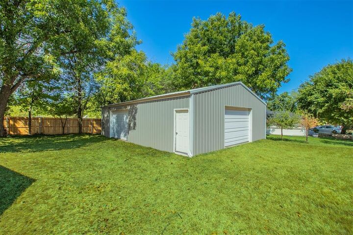 Property Photo: 1149 N Triple X Road OK 73020