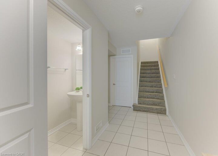Property Photo:  35 Bank Swallow Crescent  ON N2P 0J7 