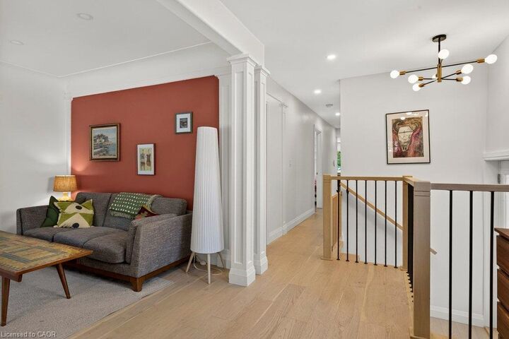 Photo de la propriété:  494 Dundurn Street S  ON L8P 4L9 