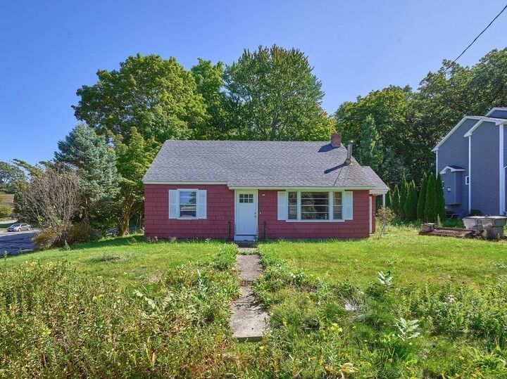 Property Photo: 11 West St MA 01519