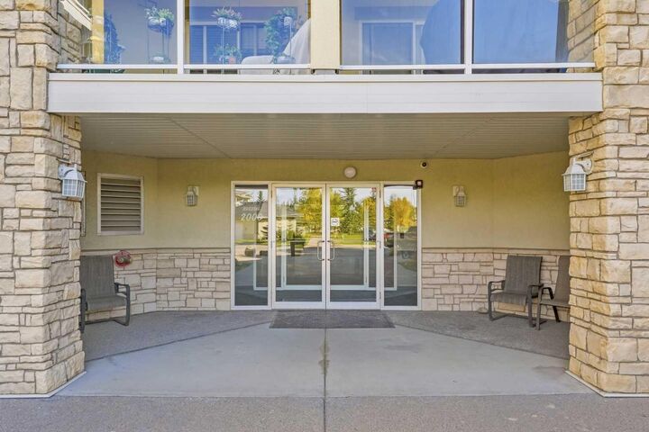 Property Photo:  2518 Fish Creek Boulevard SW 2208  AB T2Y 4T6 