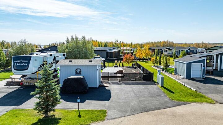 Property Photo:  41019 Range Road 11 155  AB T0C 0J1 