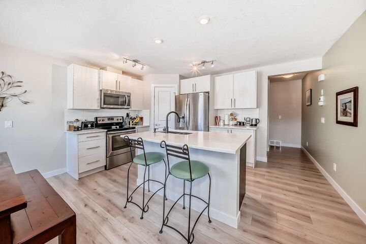 Property Photo:  434 Sage Hill Grove NW  AB T3R 0Z8 