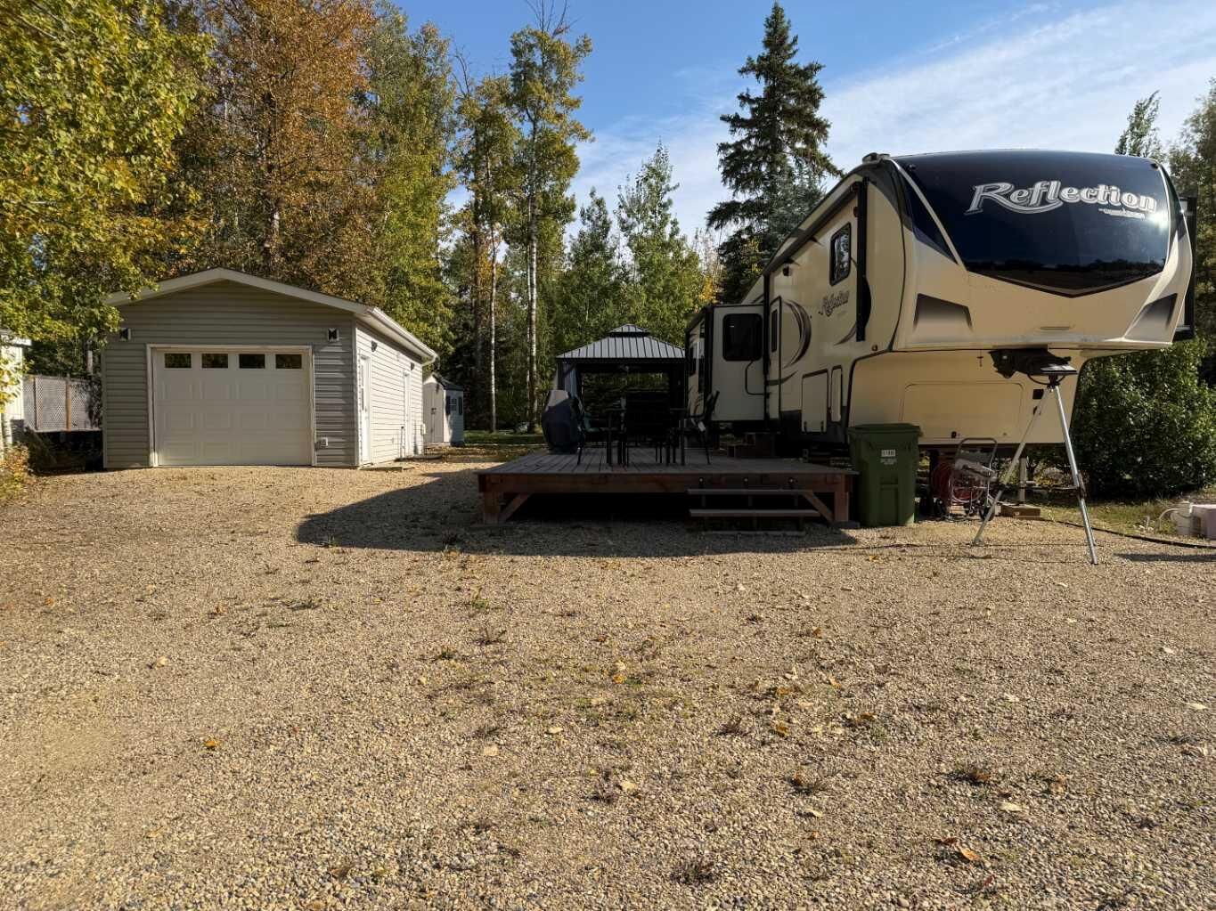 Property Photo:  10042 Township Road 422 18B  AB T4J 1V9 