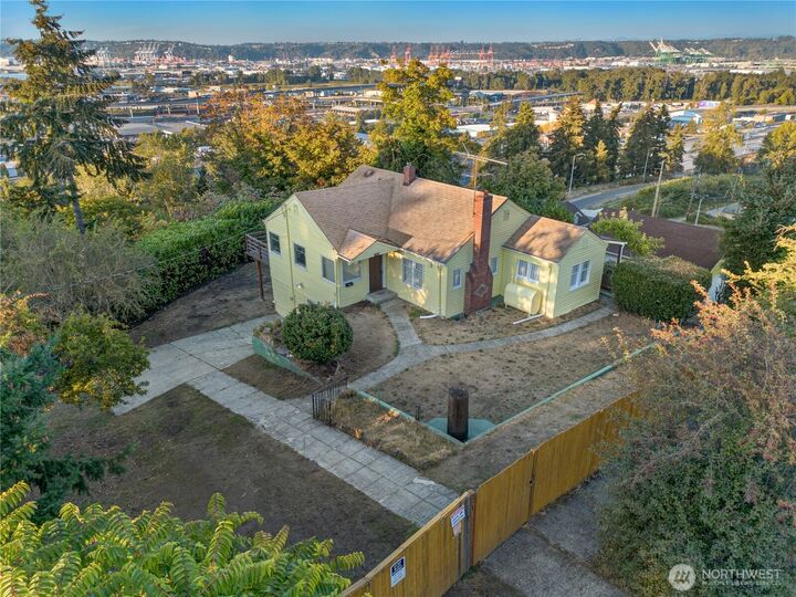 Property Photo:  2819 E K Street  WA 98404 