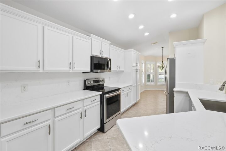 Property Photo: 6410 W Cannondale Drive FL 34429