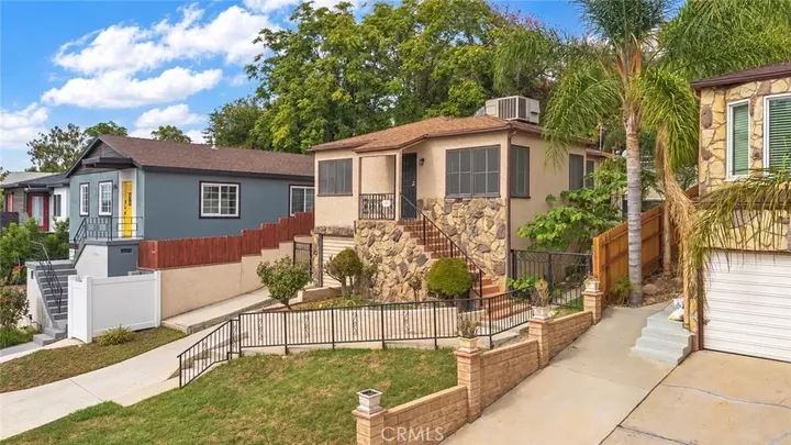 Property Photo: 1877 Lansdowne CA 90032