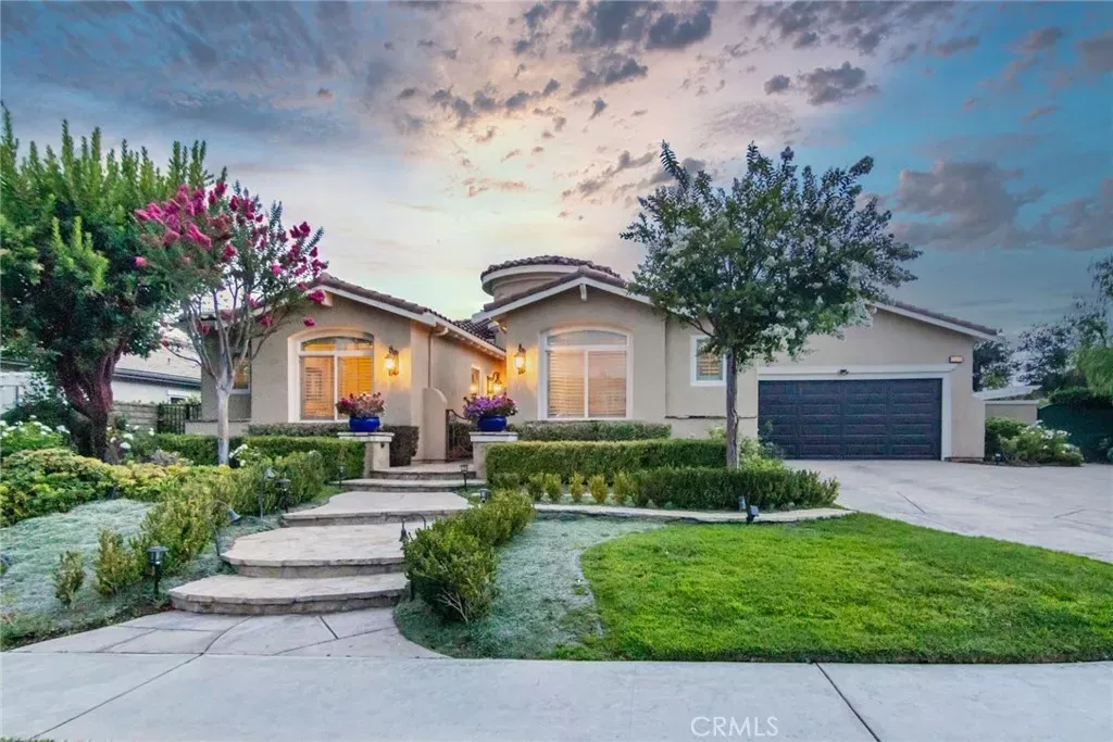 Property Photo: 3290 Morning Ridge CA 91362