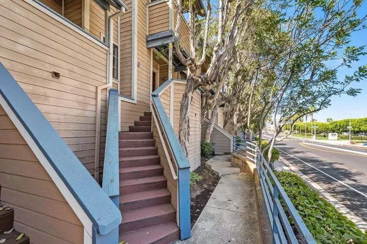 Property Photo:  9250 Towne Centre Drive 6  CA 92121 