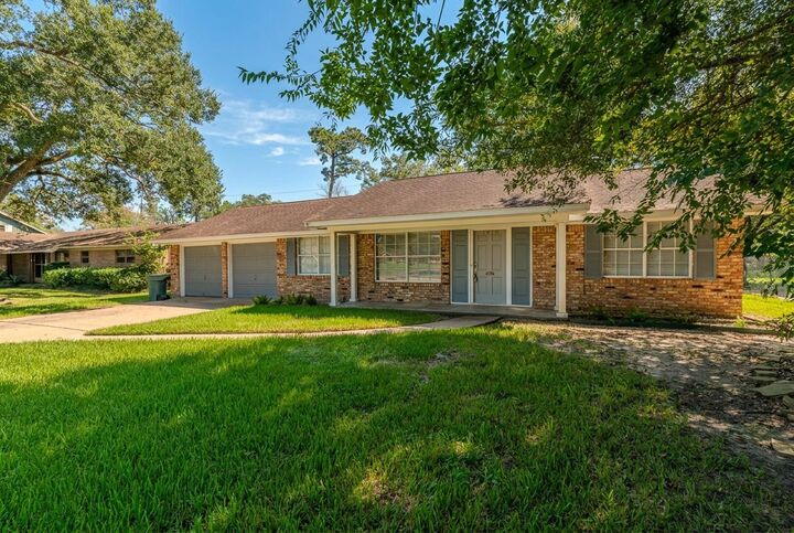 Property Photo:  1970 Edson Dr  TX 77706-0000 