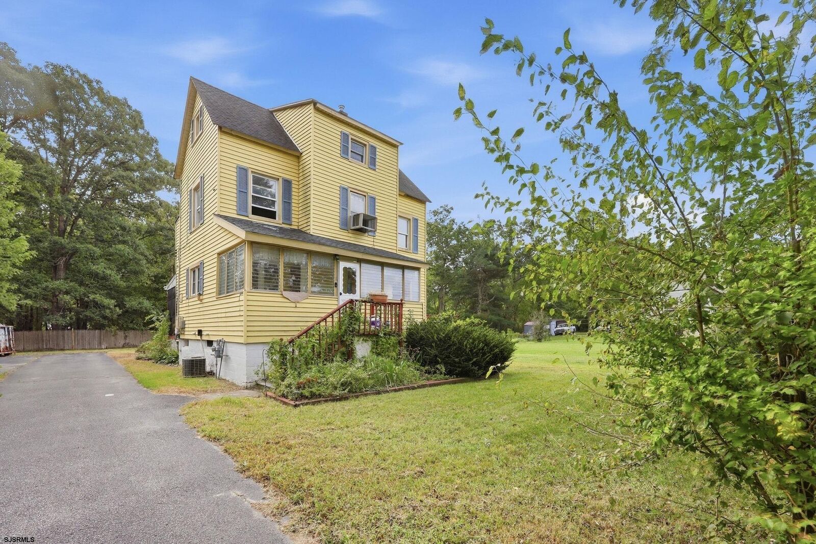Property Photo:  11 Martintown Road  NJ 08270 