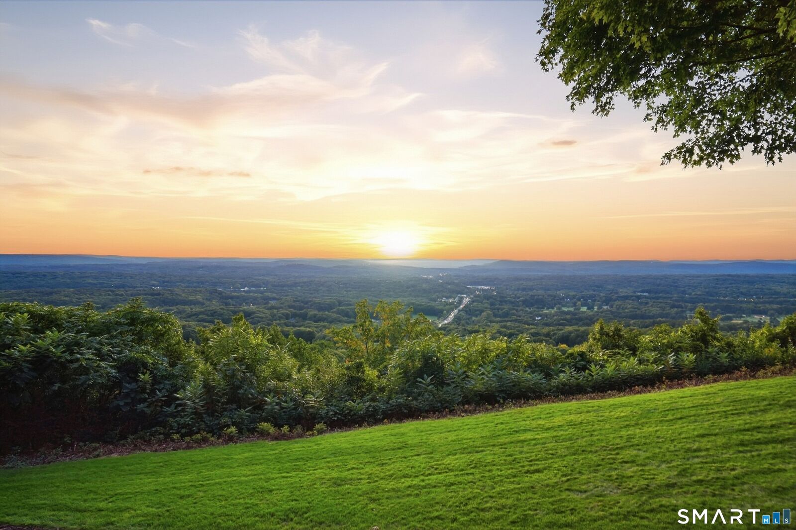 Property Photo:  55 Montevideo Road  CT 06001 