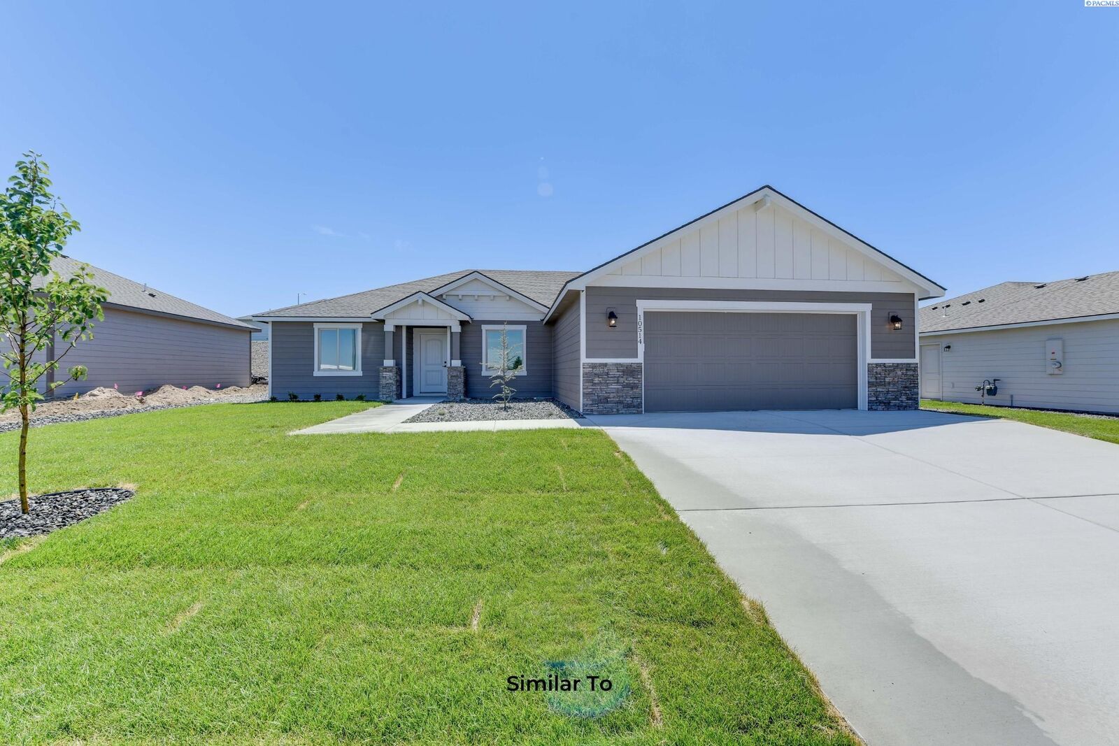 Property Photo: 10216 Redbud Dr WA 99301