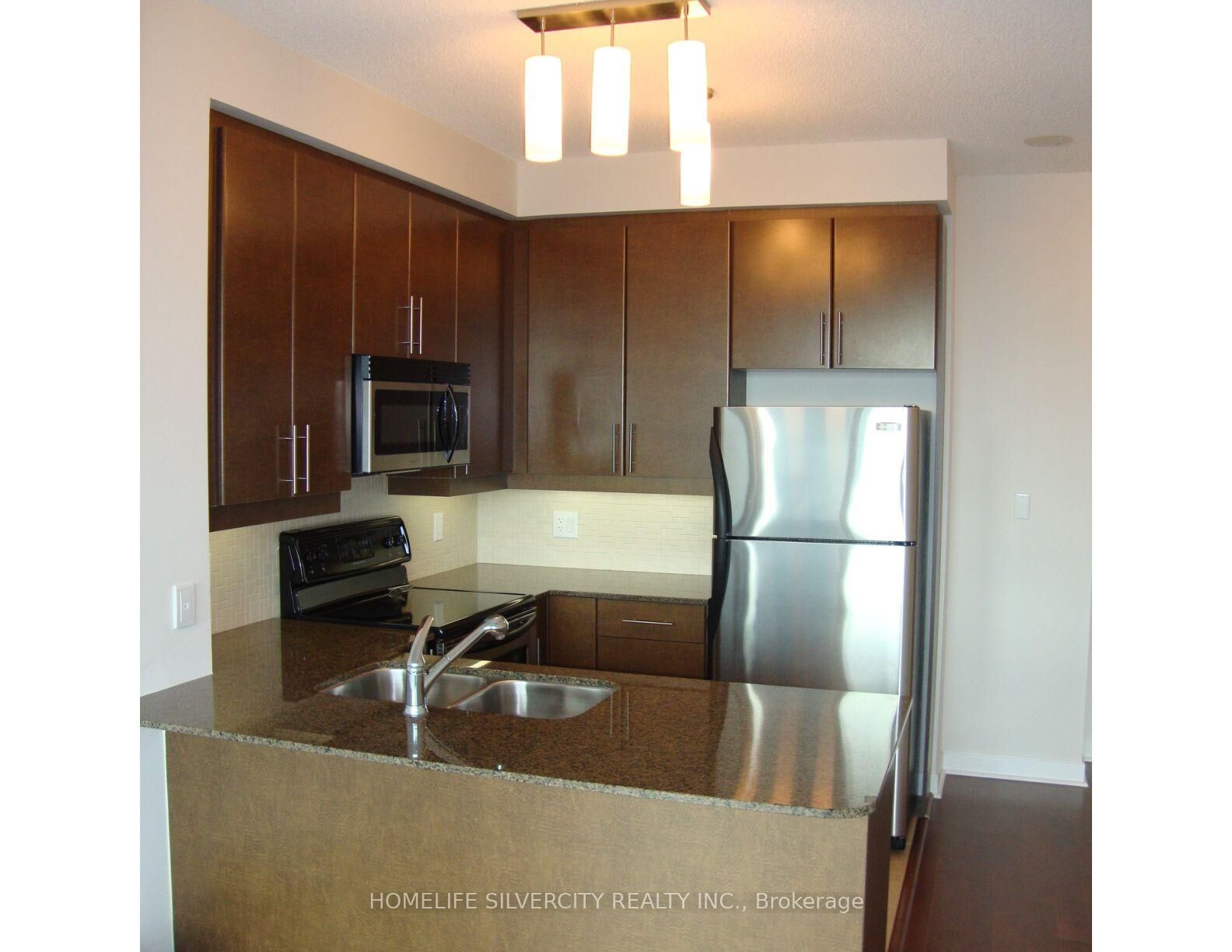 Property Photo:  18 Harbour Street 2701  ON M5J 2Z6 