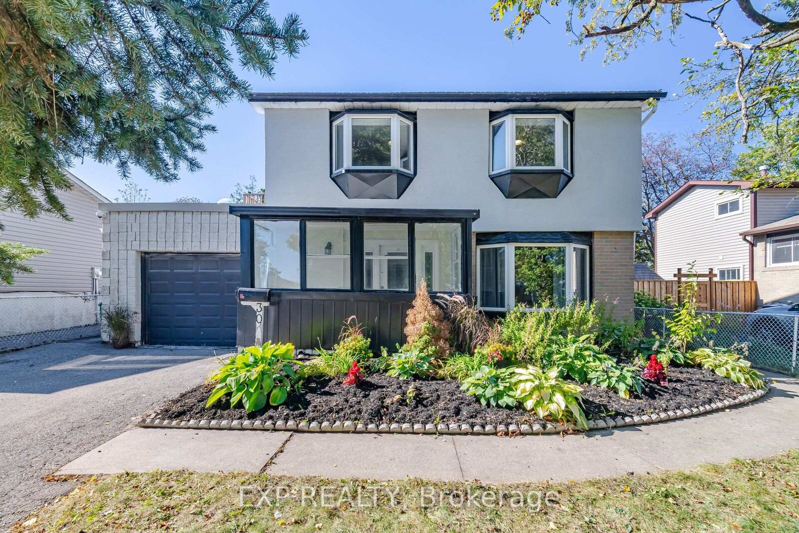 Property Photo:  30 Herkley Drive  ON L6V 2E8 