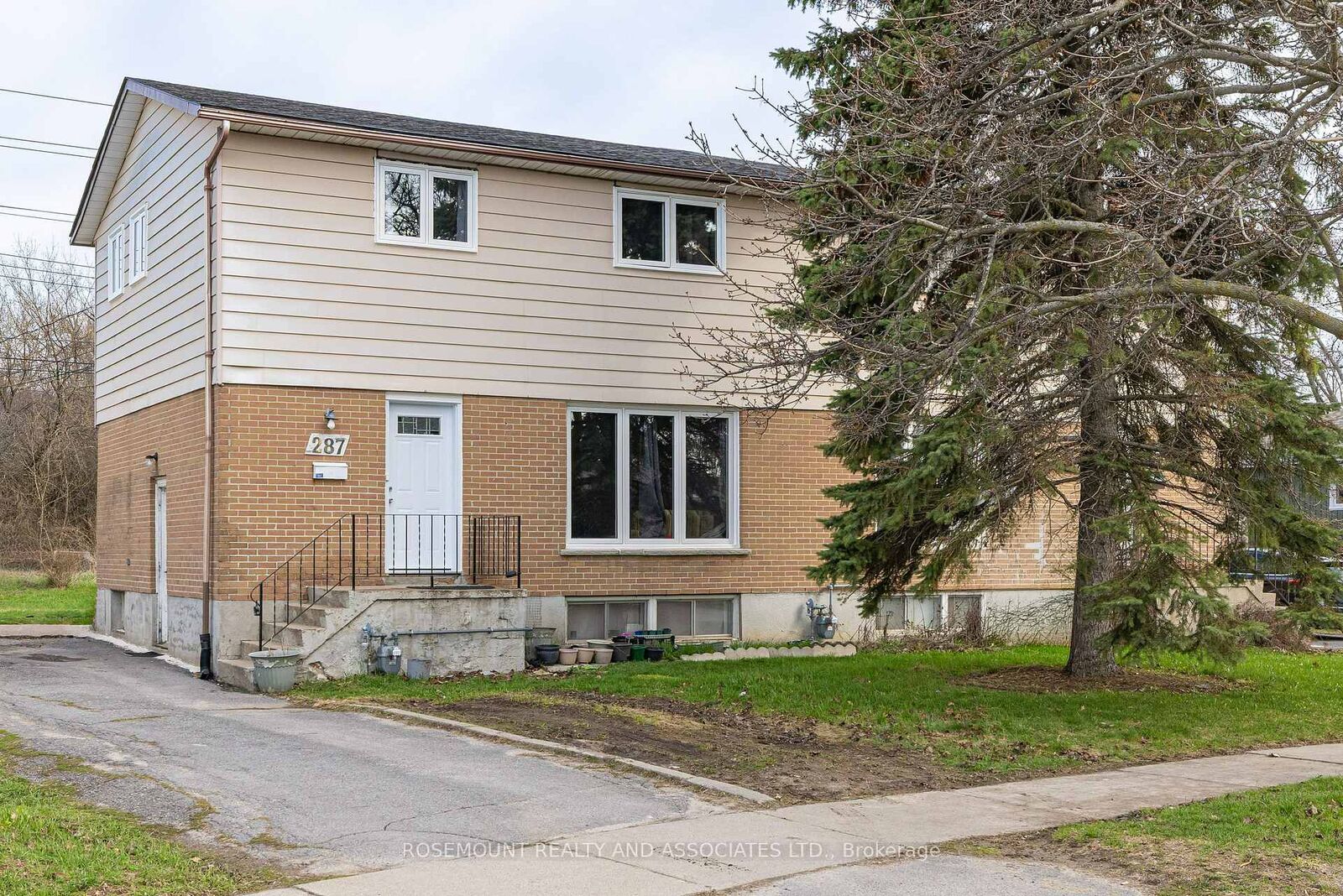 Photo de la propriété: 287 Sutherland Drive ON K7K 5Y6