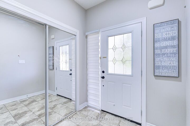 Property Photo:  31 Keywood Street  ON L1Z 2E5 