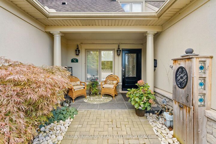 Photo de la propriété: 2487 Walker Court ON L2J 0A2