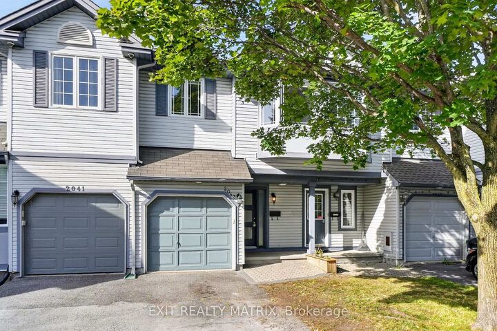 Property Photo:  2043 Avenue O N/A  ON K1G 0B1 