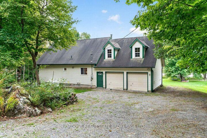 Property Photo:  813 Pierce's Lane  ON K0E 1N0 