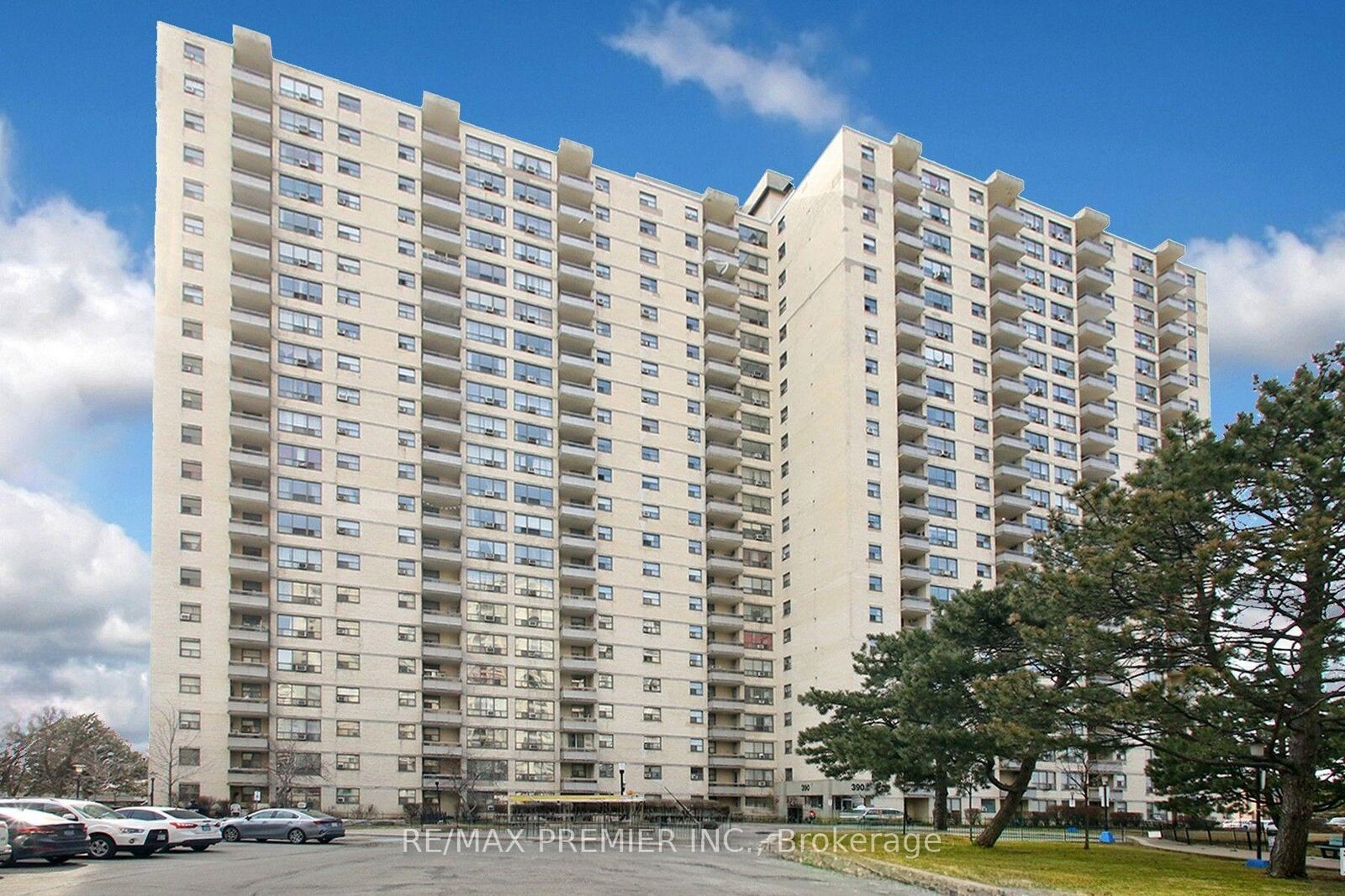 Property Photo:  390 Dixon Road 1909  ON M9R 1T4 
