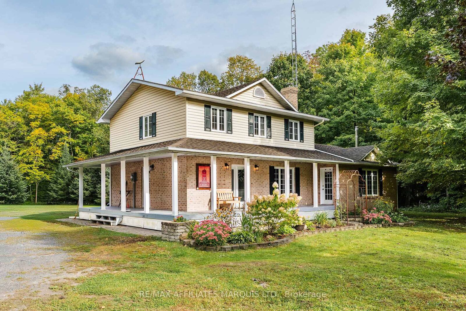 Property Photo: 3993 Chapel Road ON K0C 1B0