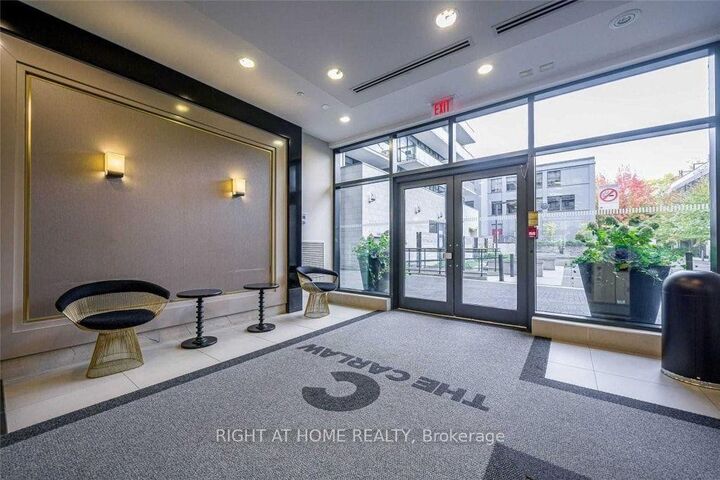 Property Photo:  1190 Dundas Street E 1005  ON M4M 0C5 