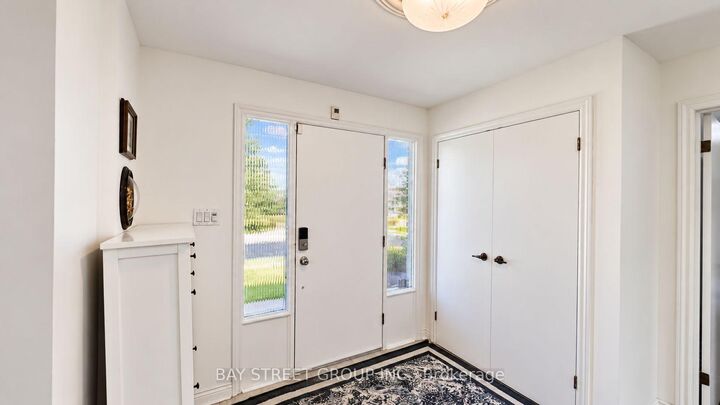 Property Photo:  5 Elmira Court 201  ON M2K 2T1 