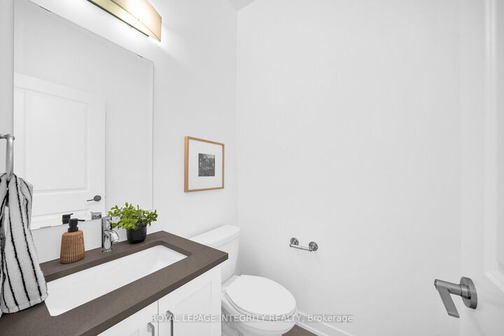 Property Photo:  312 Energy Street  ON K2V 0T4 