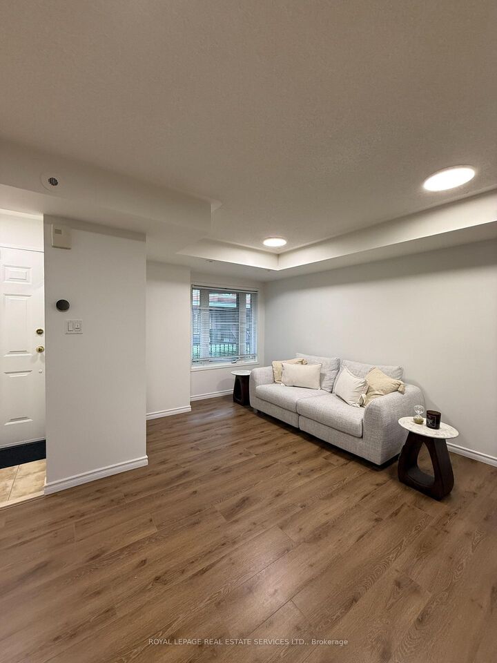 Photo de la propriété: 312 John Street 359 ON L3T 0A7