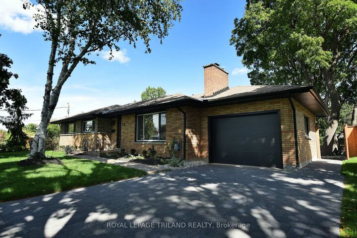 Property Photo: 12 Mountsfield Drive ON N6C 2S5