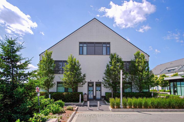Property Photo:  233 Broward Way 10  ON L9S 0M1 