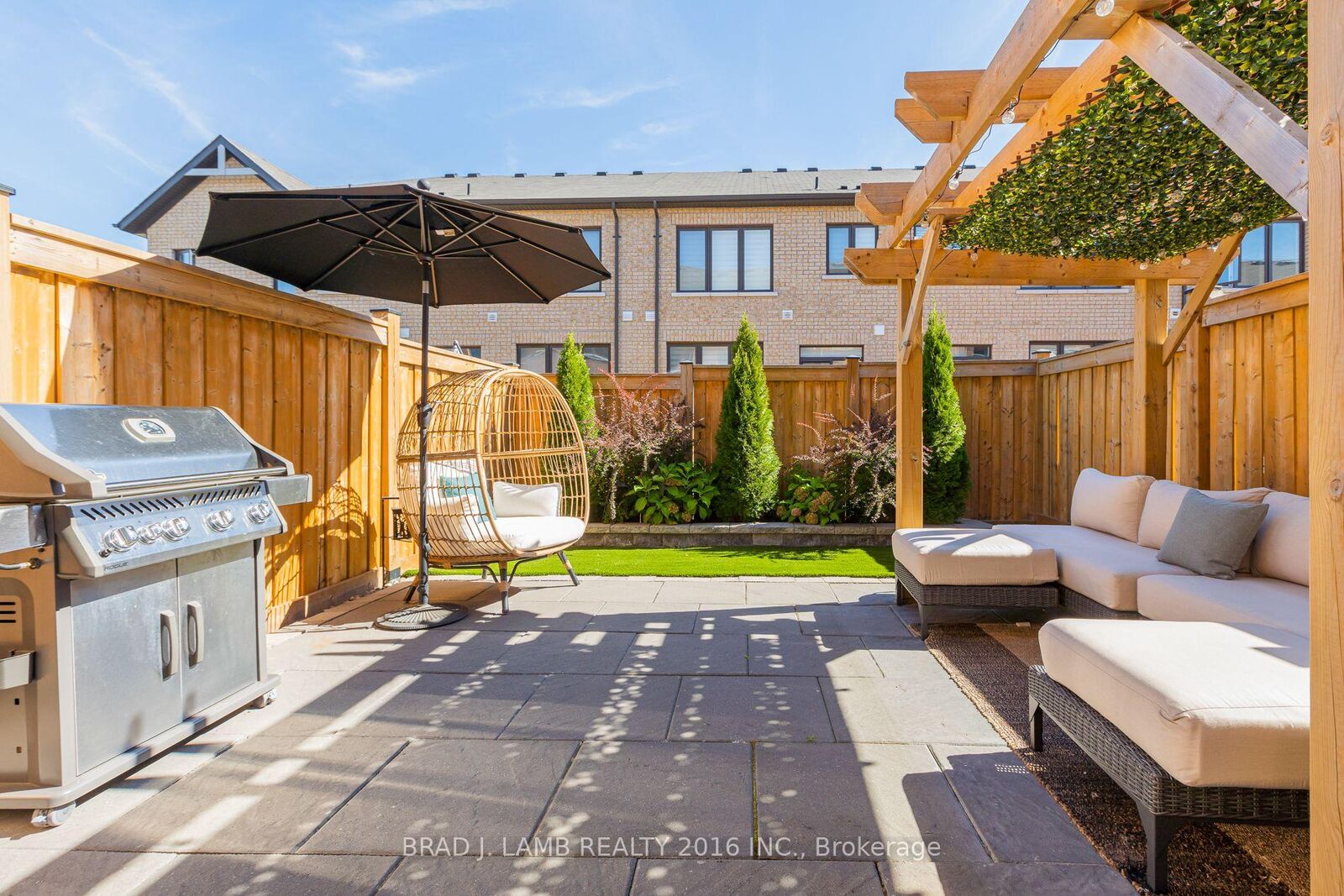Property Photo: 57 Sutcliffe Drive ON L1R 0R1