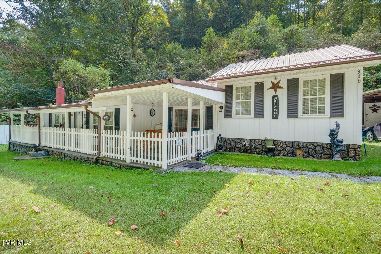 Property Photo:  2850 Ely Pucketts Creek Road  VA 24277 