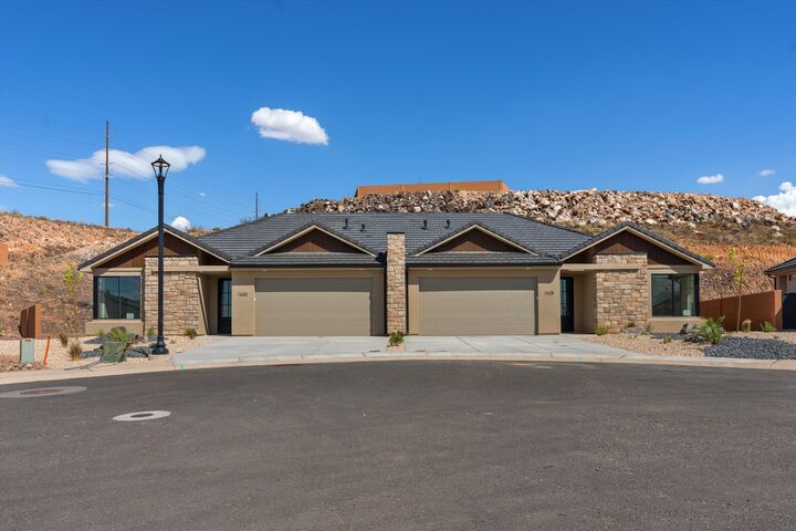 Property Photo:  1630 W 470 N  UT 84737 
